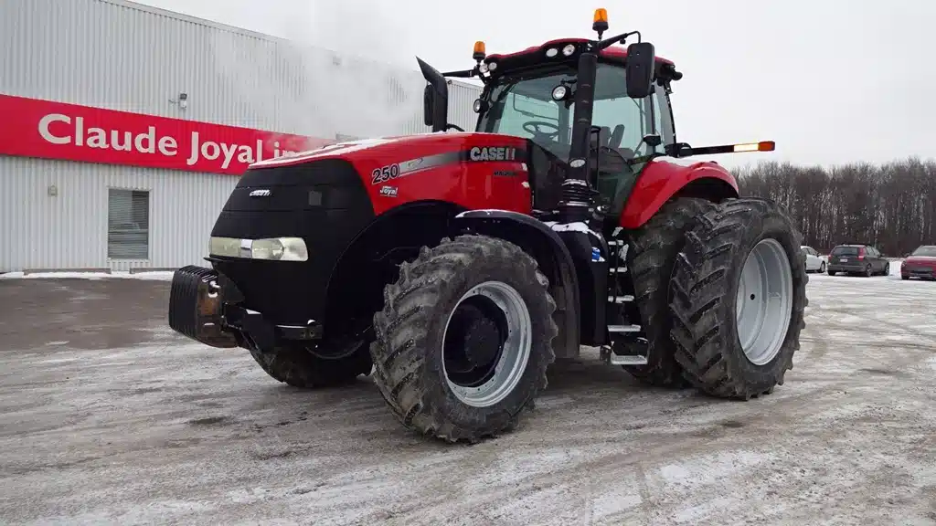 Gallery image 1 for 2018 Case IH MAGNUM 250 Tractor