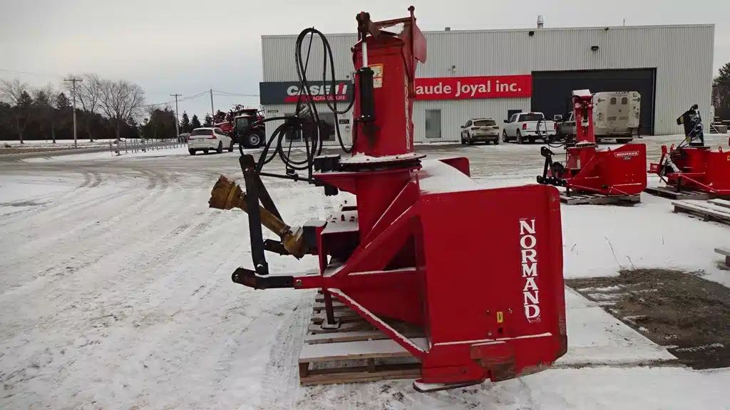 Gallery image 2 for Normand N98-310 Snow Blower