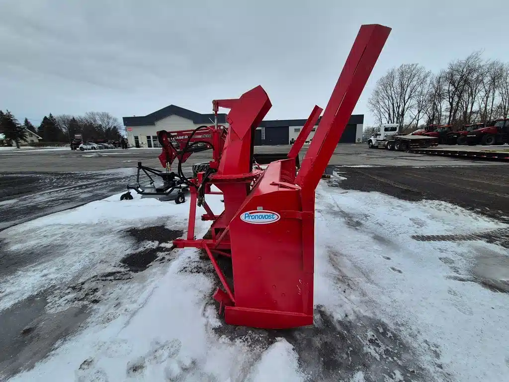Photo de la Galerie 2 pour Pronovost 85 pouces Souffleur à neige
