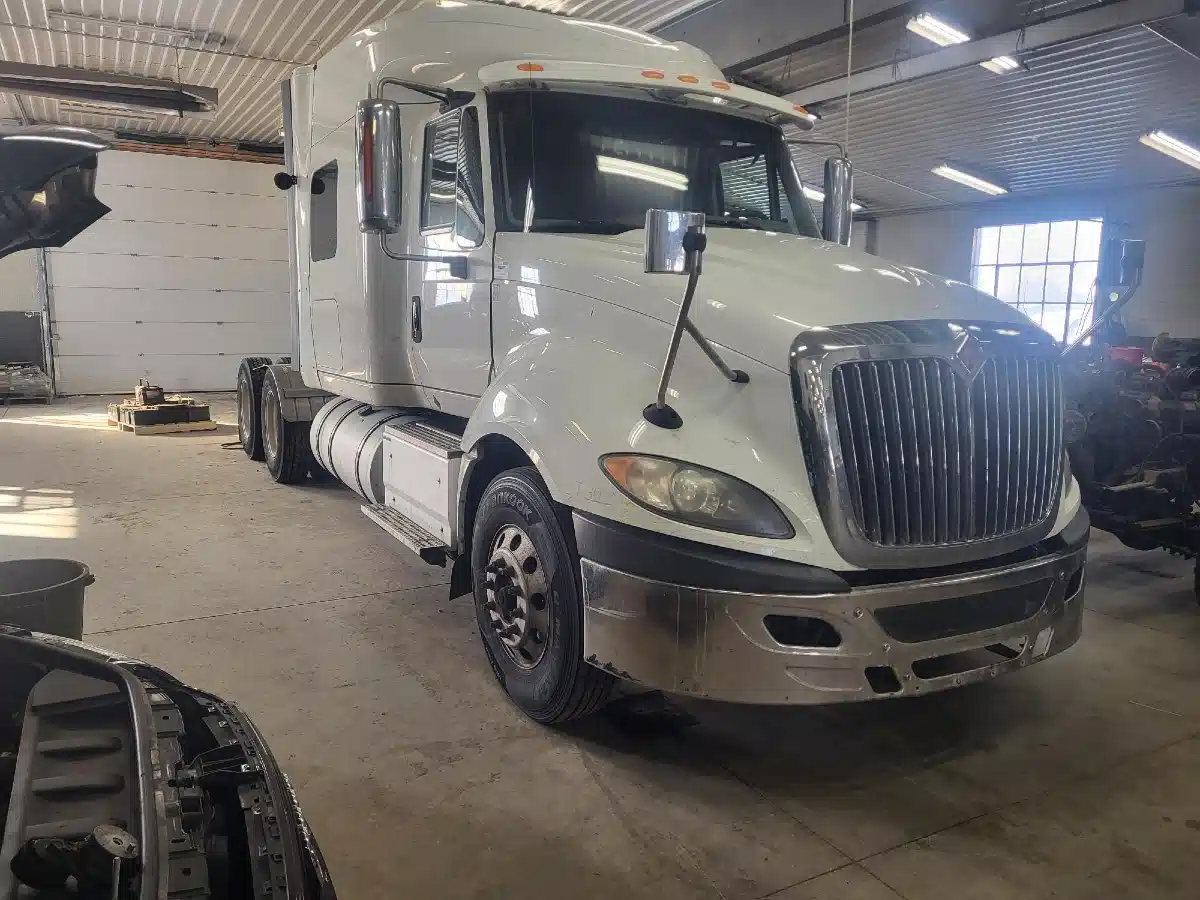 Gallery image 1 for Used 2017 International ProStar Semi-Truck