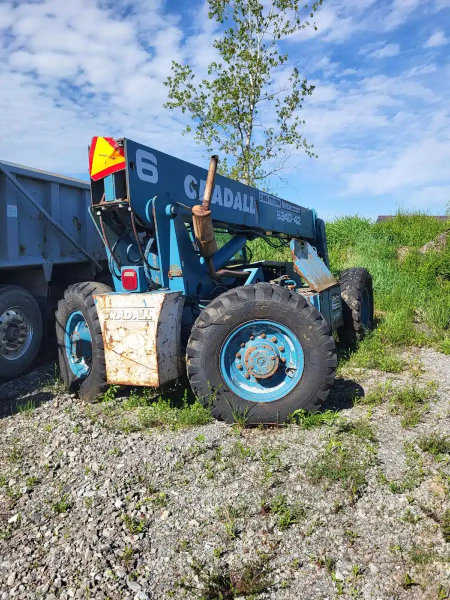 Gallery image 2 for Used 2000 Gradall 534d-6 TeleHandler