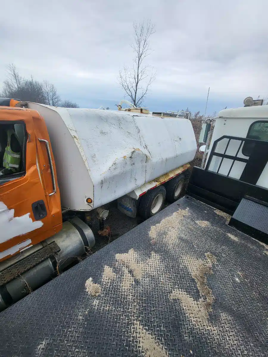 Gallery image 2 for Used 2008 International 7600 Truck - Tanker