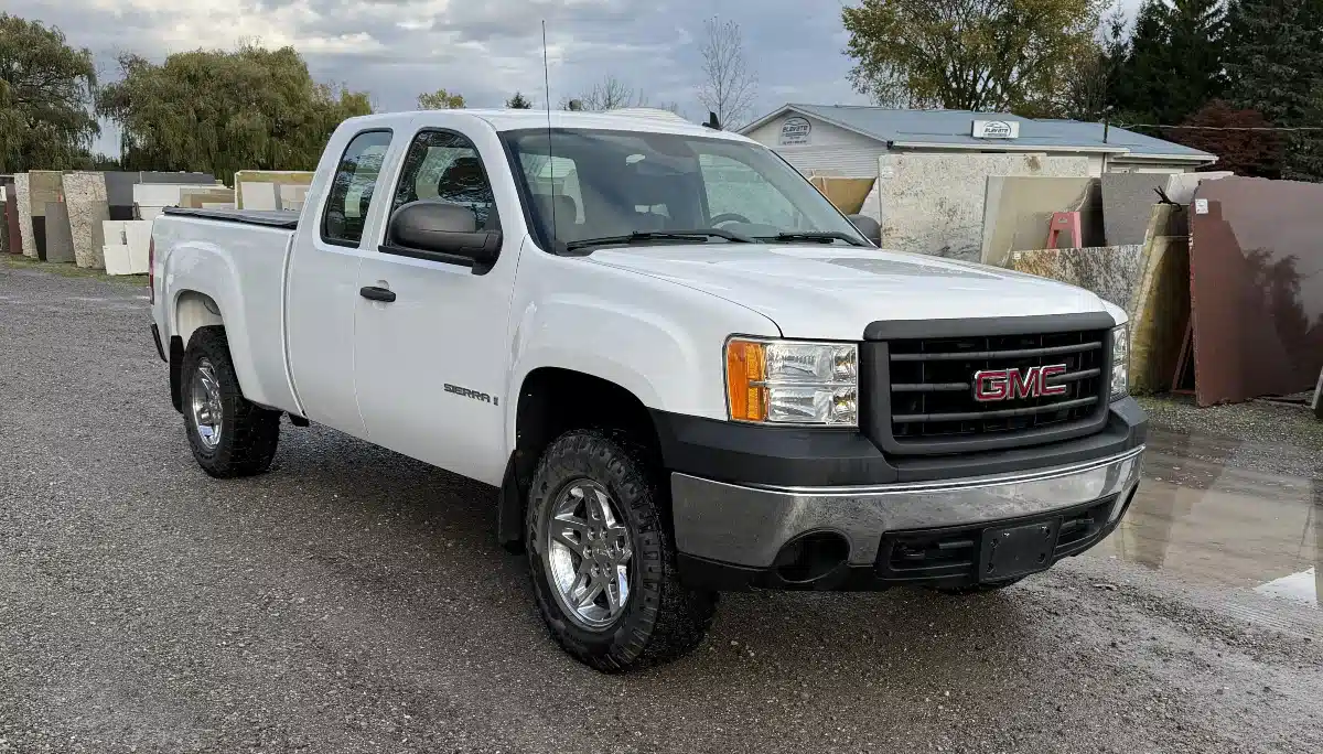 Gallery image 2 for 2008 GMC Sierra 1500 SLE Truck - Pickup