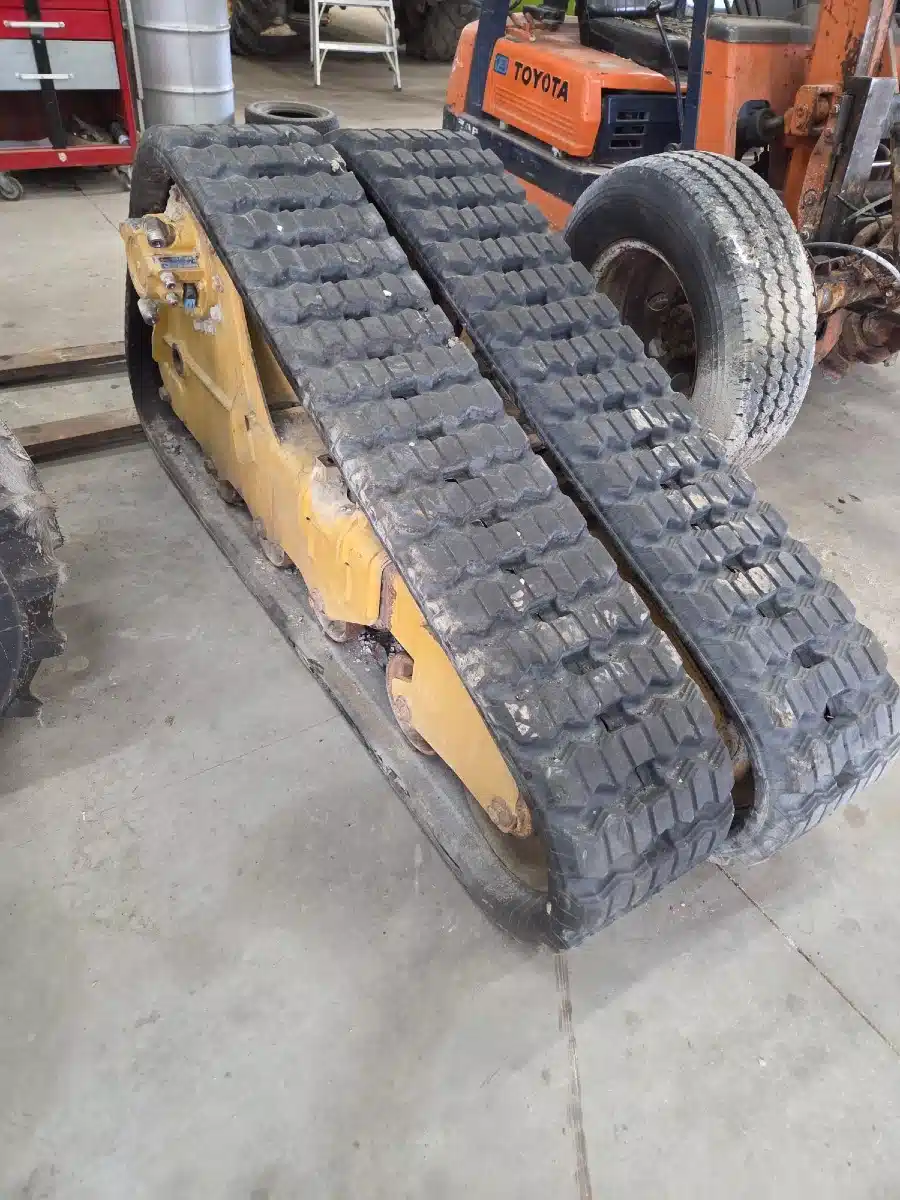 Gallery image 1 for 2018 Caterpillar 249D Parts New-Used