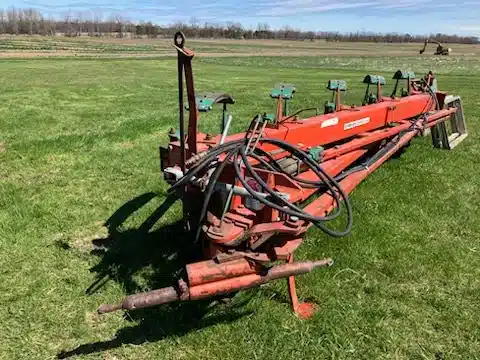 Gallery image 2 for Used Kverneland BB5 Plow