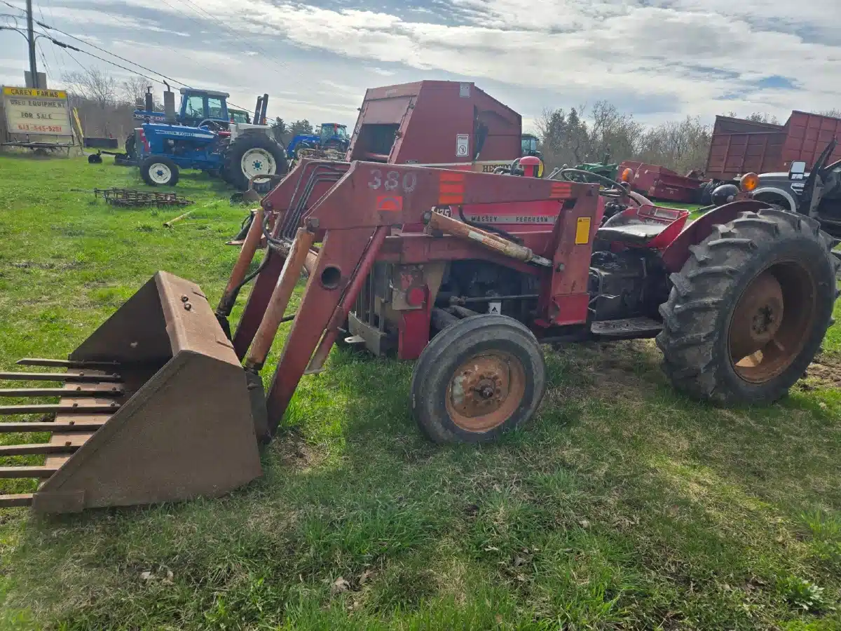 Gallery image 2 for Used Massey Ferguson 135 Tractor
