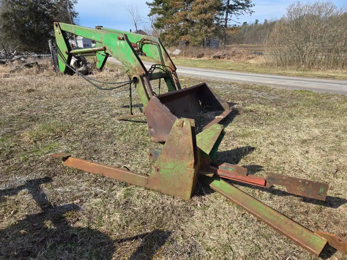 Gallery image 1 for Used Frey loader Tractor Loader