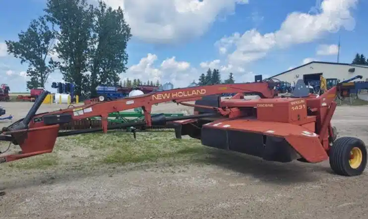 Gallery image 1 for Used New Holland 1431 Disc Mower Conditioner