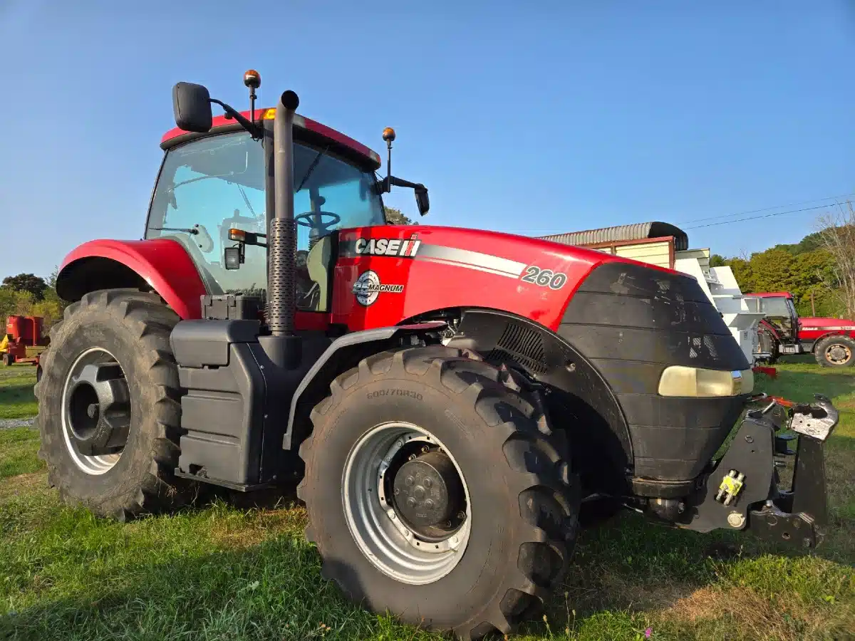Used Case IH MAGNUM 260 Tractor