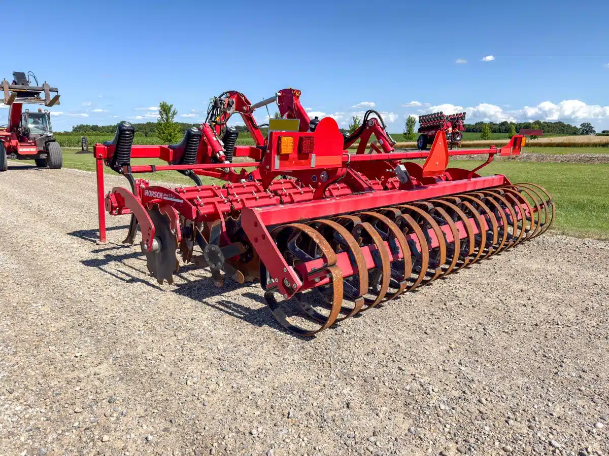 Gallery image 2 for Used 2023 Horsch JOKER 3CT Disc