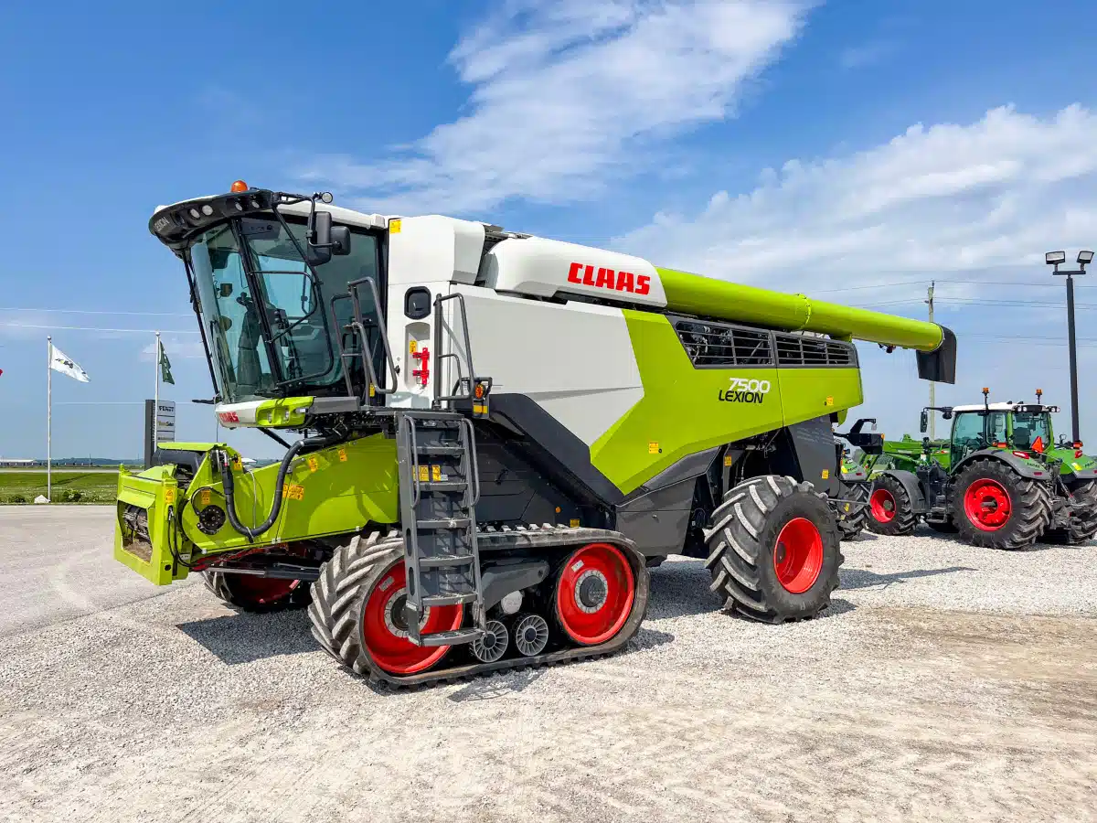 Gallery image 2 for Used 2021 CLAAS LEXION 7500tt Combine