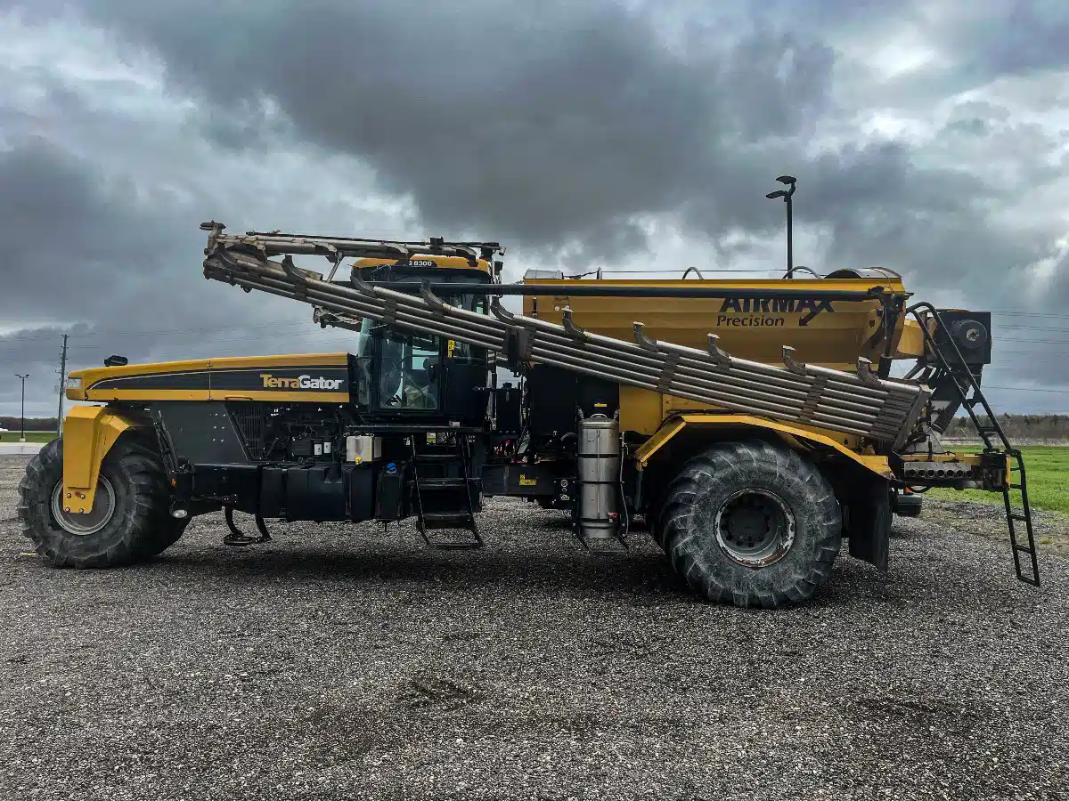 Gallery image 2 for Used 2013 TerraGator TG8300 Floater