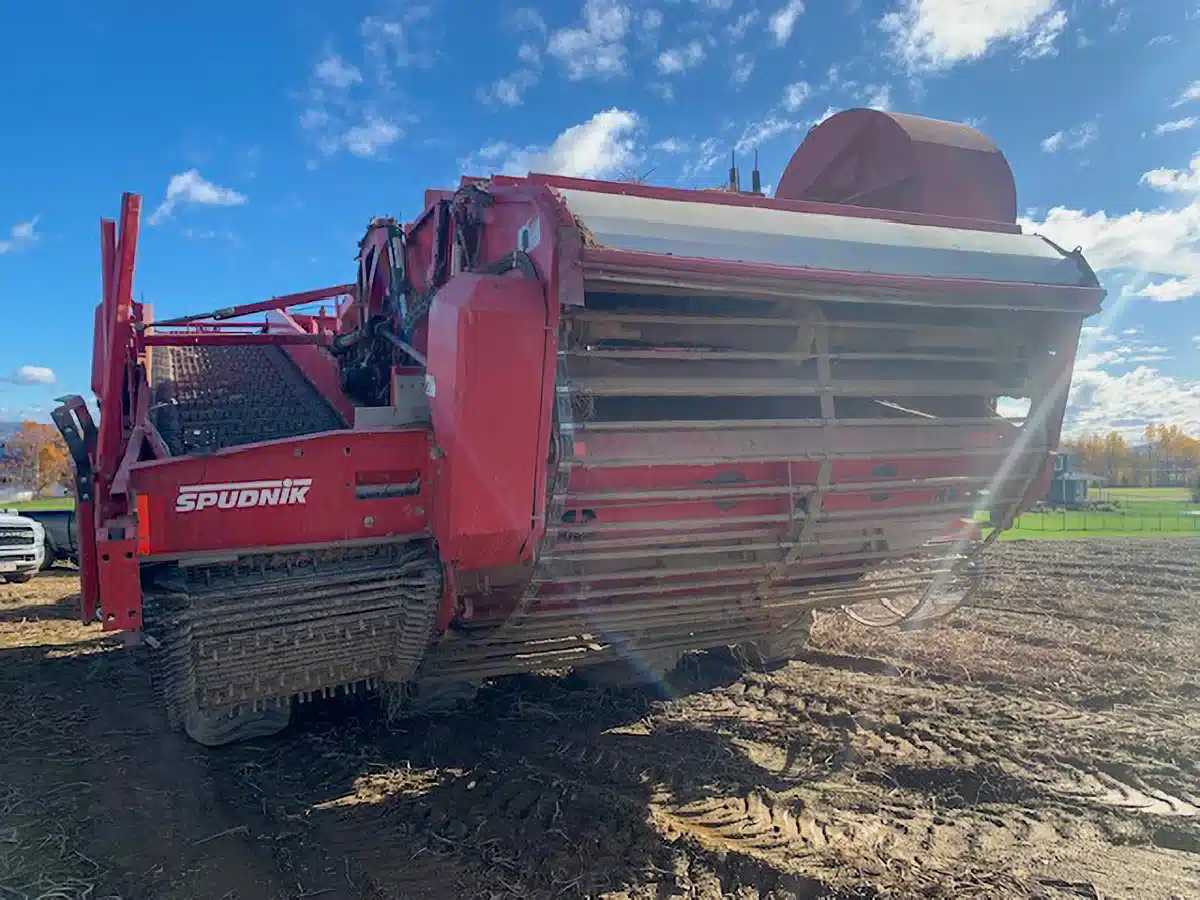 Gallery image 2 for Used 2014 Spudnik 6631 Potato Harvester