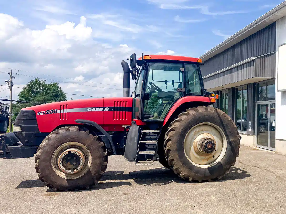 Gallery image 1 for Used 2003 Case IH MX230 Tractor