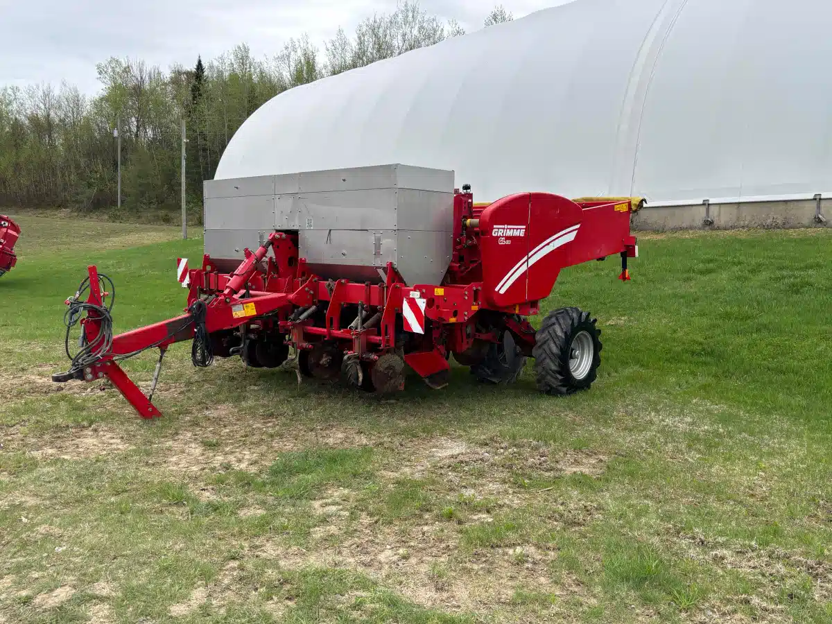 Gallery image 1 for Used 2019 Grimme GL430 Potato Planter