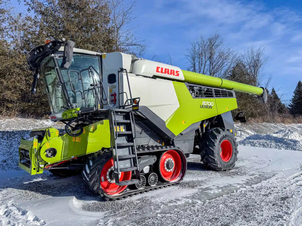 Gallery image 1 for Used 2023 CLAAS LEXION 8700TT Combine