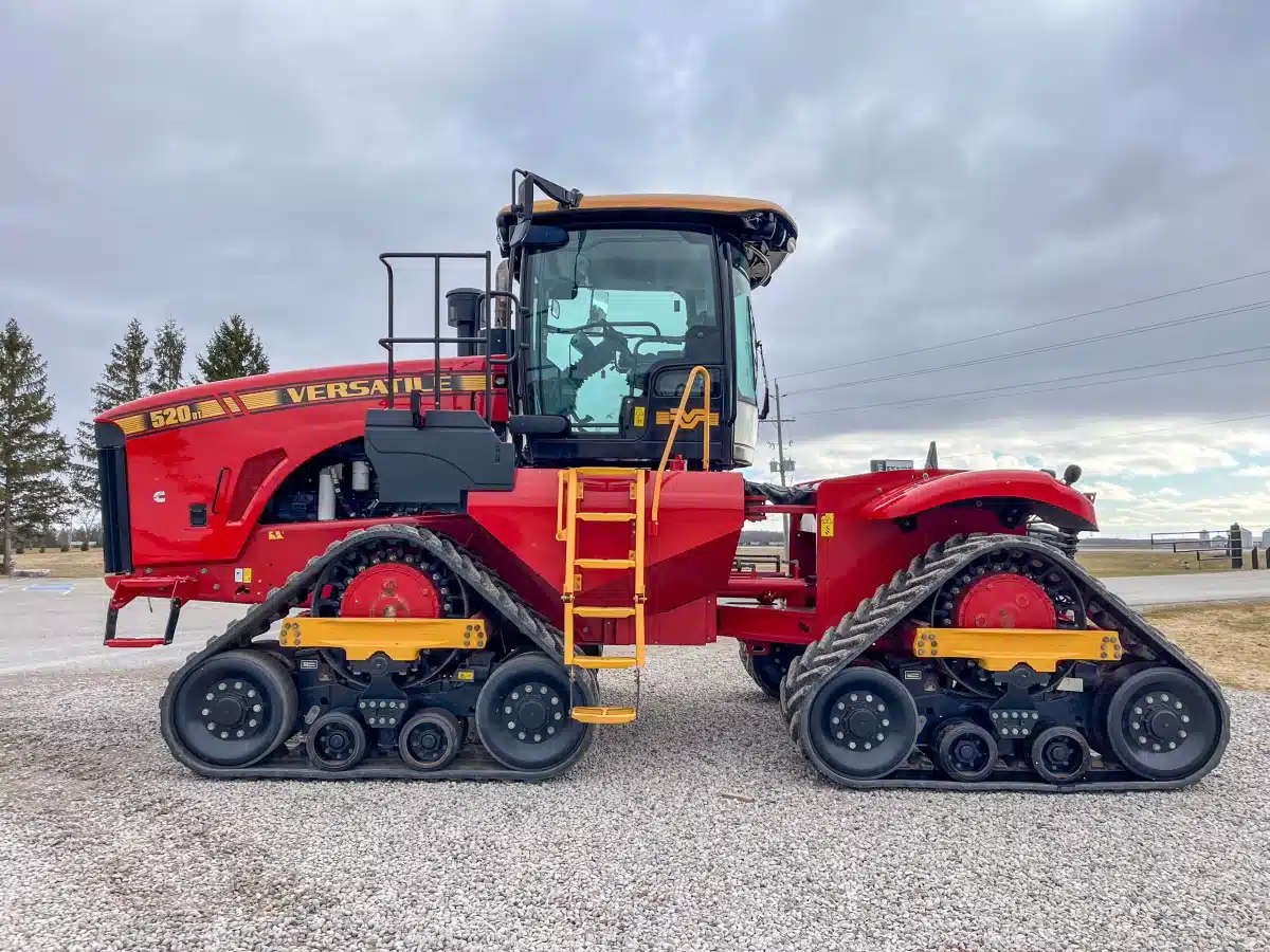 Gallery image 2 for 2021 Versatile 520DT Tractor