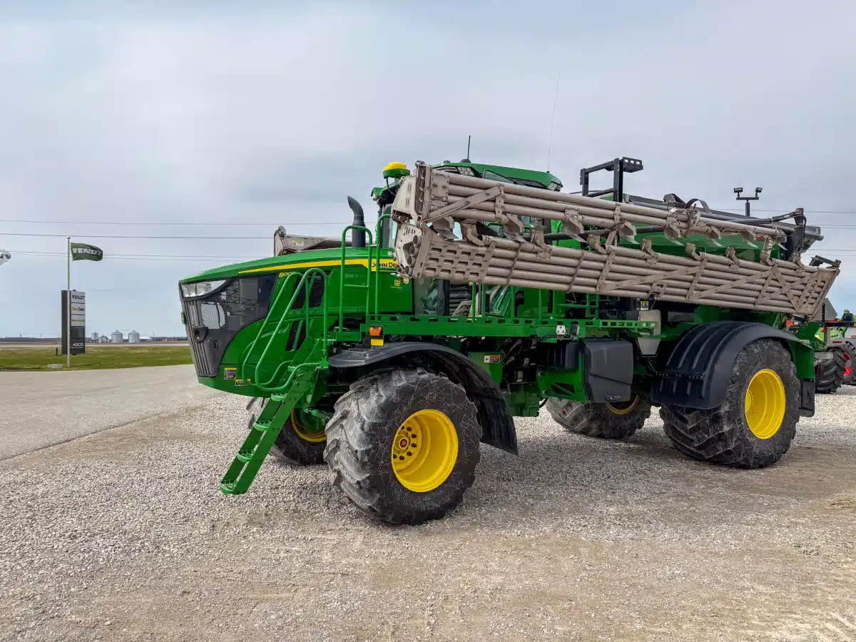 Gallery image 1 for Used 2022 John Deere 800R Floater