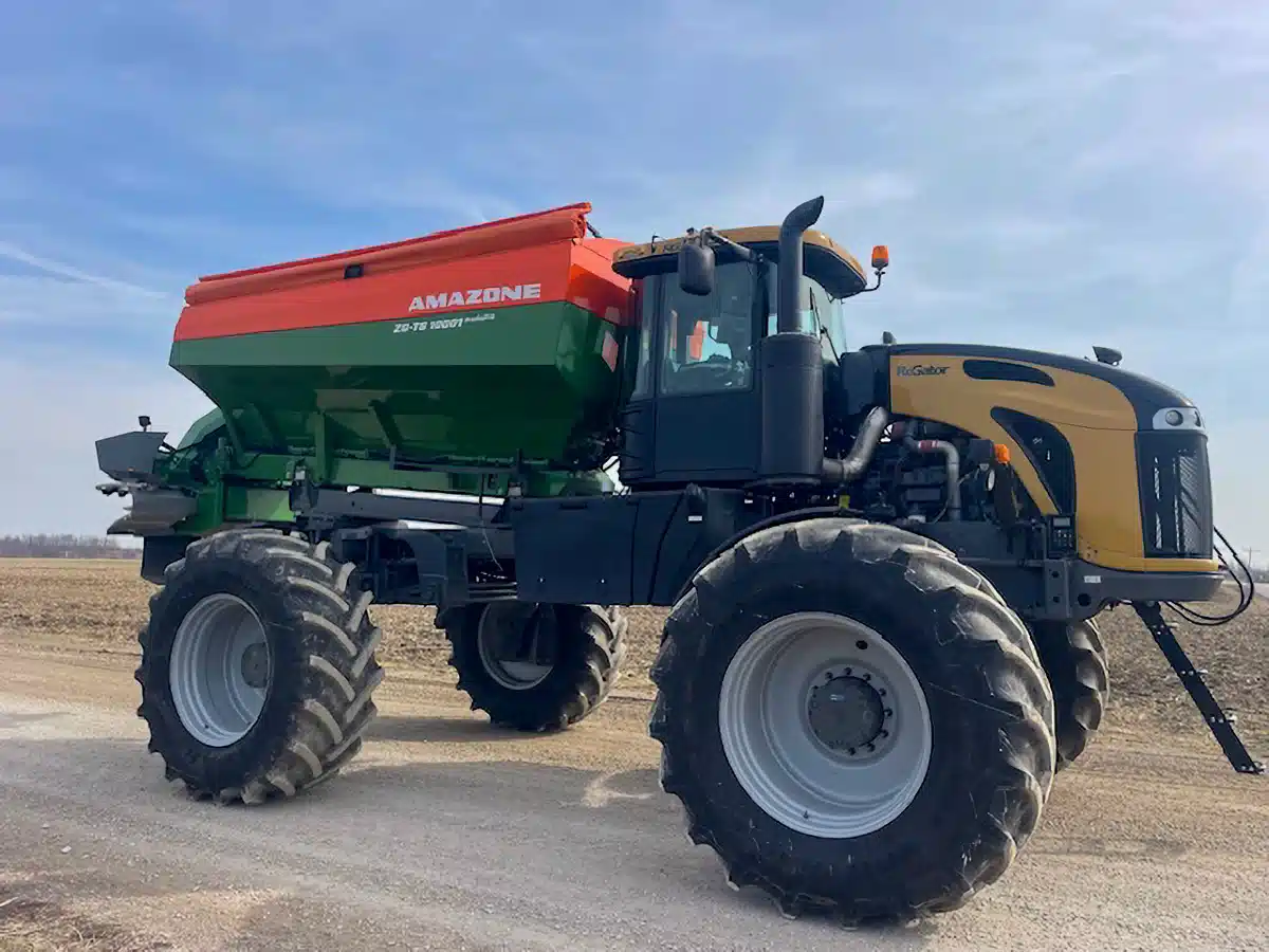 Gallery image 2 for Used 2020 RoGator RG1100C Floater