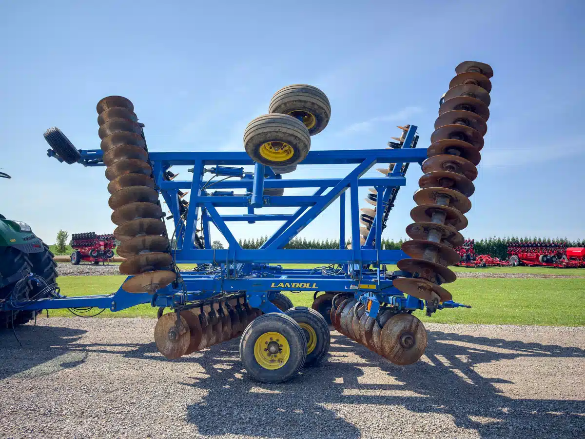 Gallery image 2 for Used 2013 Landoll 6230-33 Disc