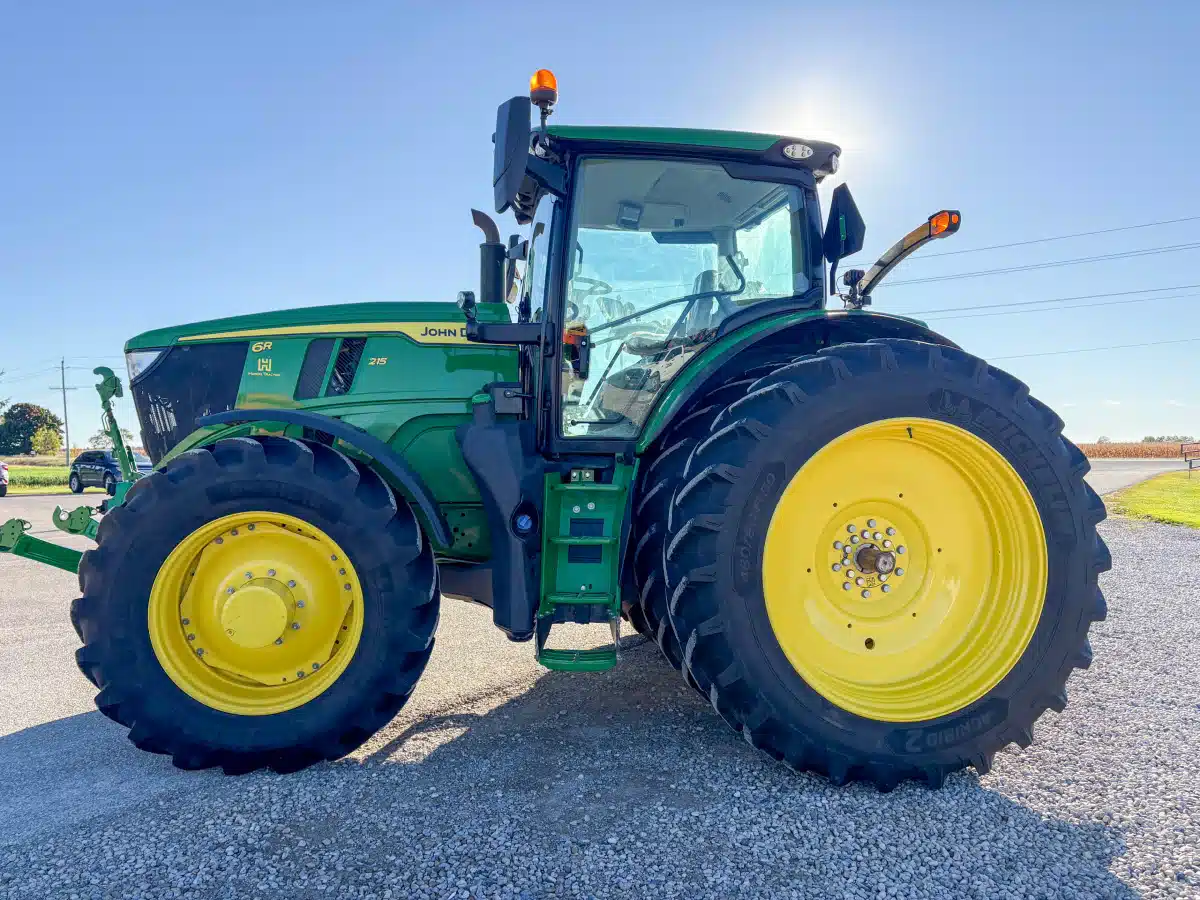 Gallery image 2 for Used 2023 John Deere 6R 215 Tractor