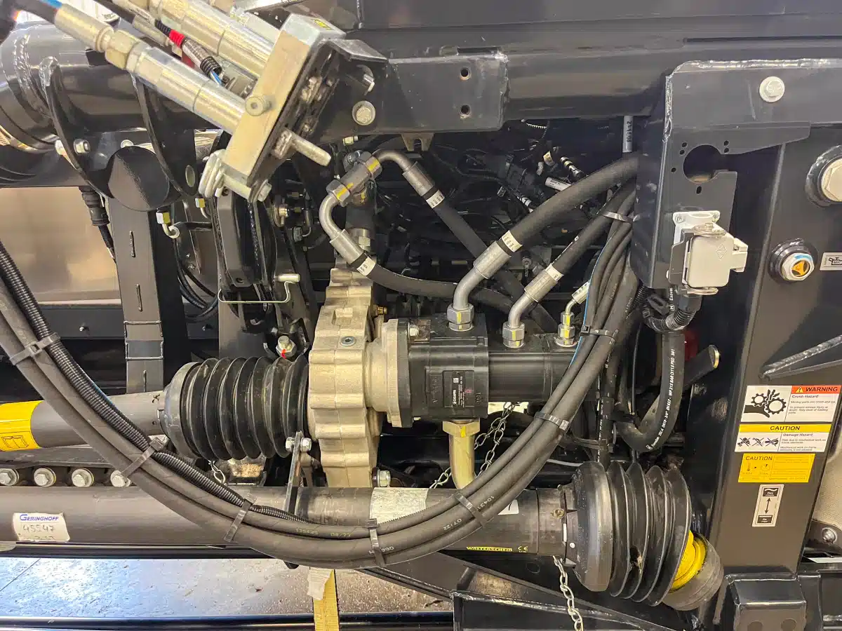 Gallery image 2 for 2023 Geringhoff TruFlex Razor 45 Header - Draper