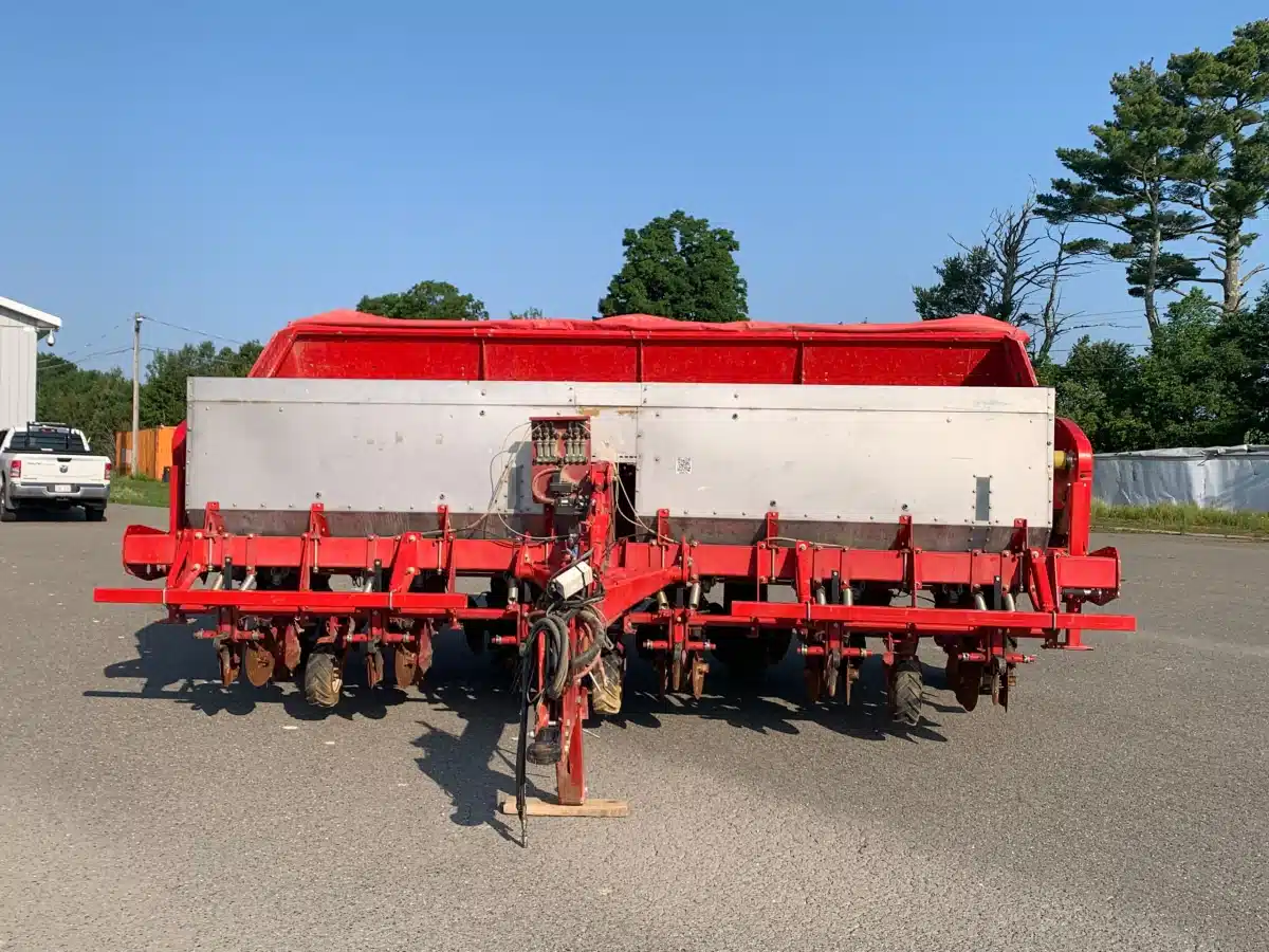 Photo de la Galerie 2 pour 2007 Grimme GL 36 T Planteur
