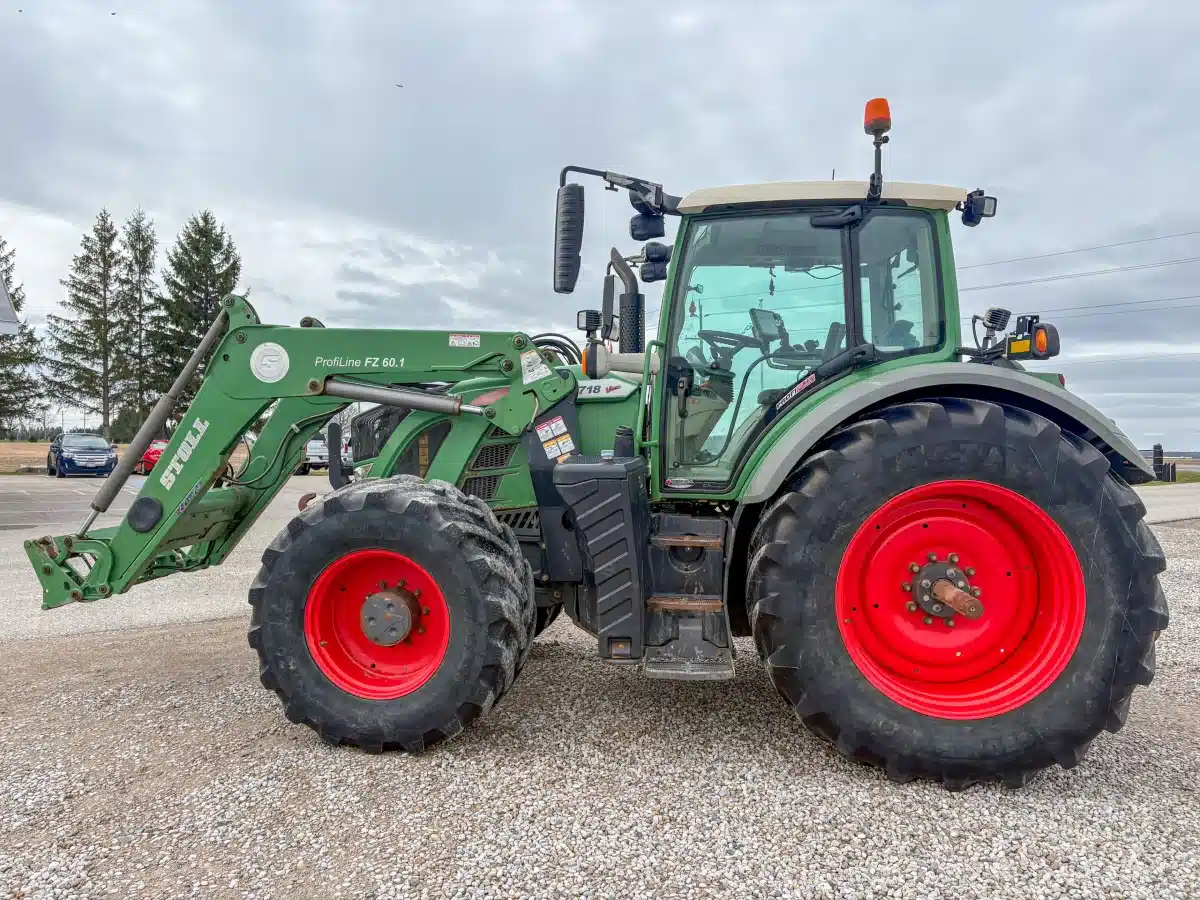 Gallery image 2 for 2015 Fendt 718 VARIO Tractor