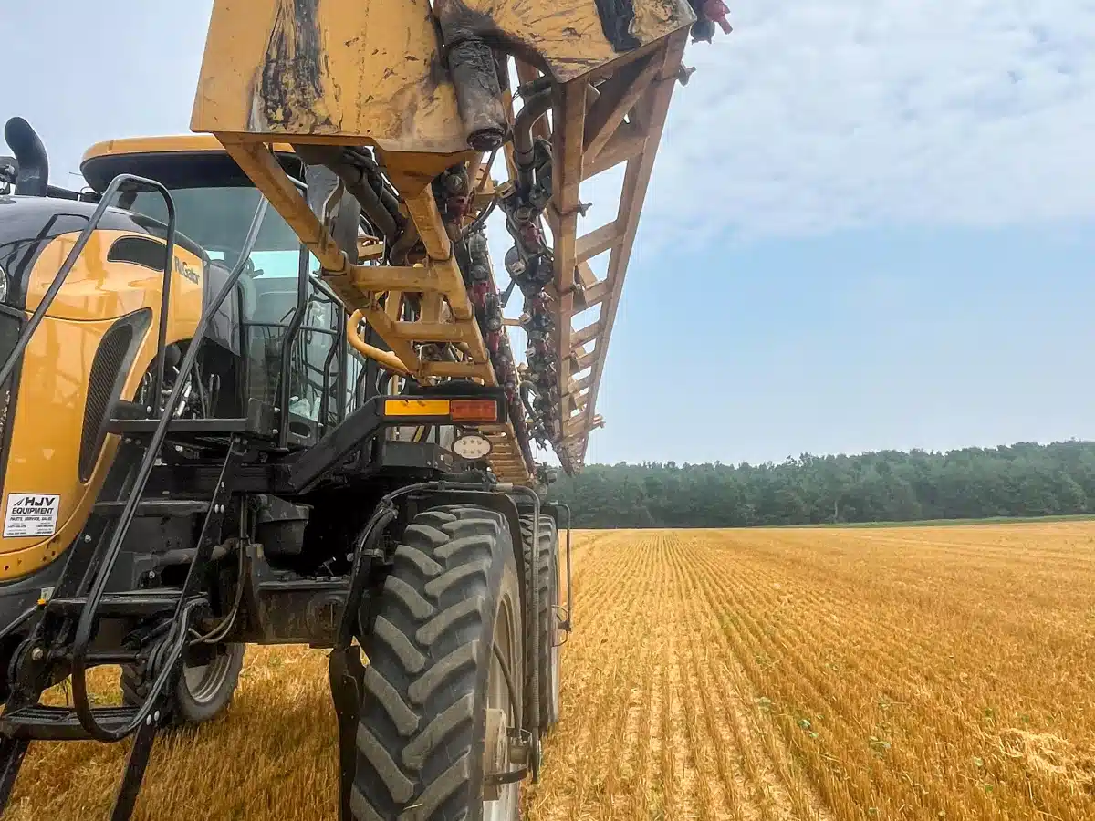 Photo de la Galerie 2 pour 2021 RoGator RG1100C Arroseur - Automoteur