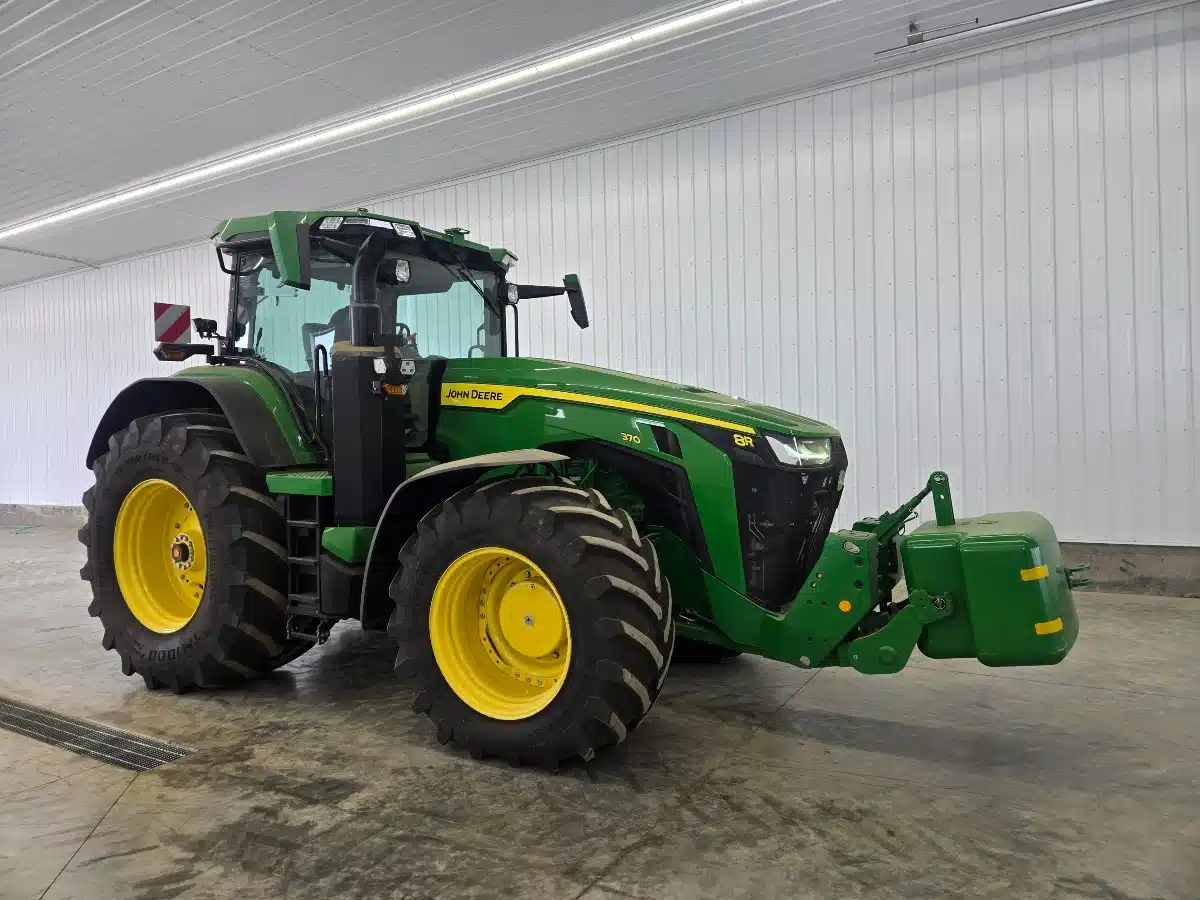 Gallery image 2 for 2021 John Deere 8R 370 Tractor