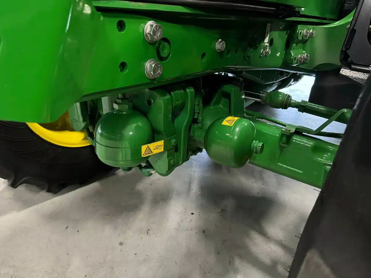 Gallery image 2 for Used 2022 John Deere 6145R Tractor