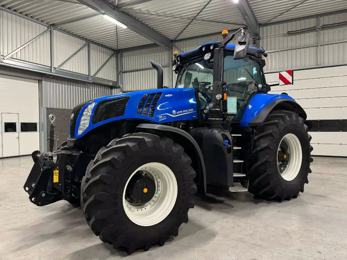 Gallery image 1 for Used 2022 New Holland T8.410 Tractor