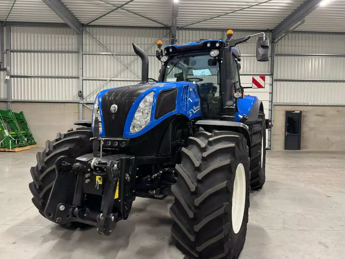 Gallery image 2 for Used 2022 New Holland T8.410 Tractor