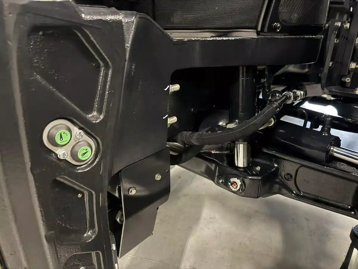 Gallery image 2 for Used 2024 New Holland T8.435 Tractor