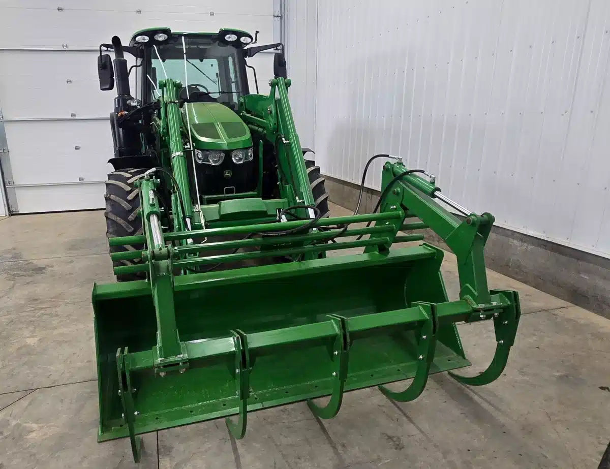 Gallery image 1 for Used 2020 John Deere 6110M Tractor