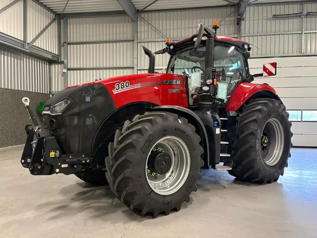 Used 2023 Case IH Magnum 380