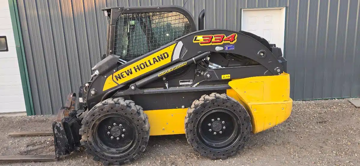 Gallery image 2 for 2024 New Holland L334 Skid Steer