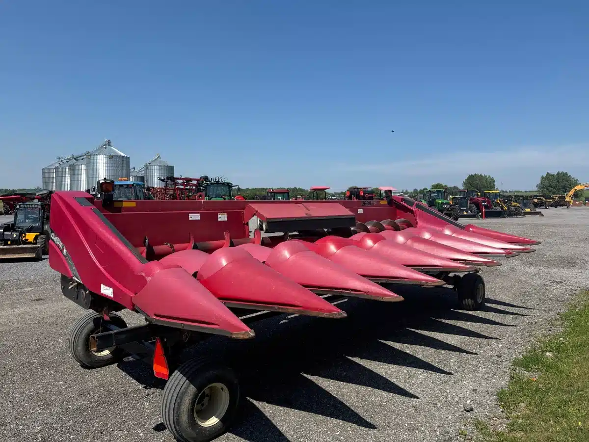 Gallery image 2 for Used 2011 Case IH 2608 Header - Row Crop