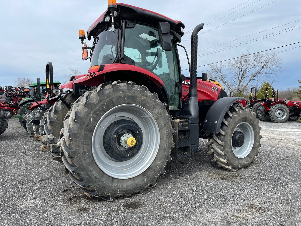 Gallery image 2 for Used 2021 Case IH MAXXUM 125 Tractor