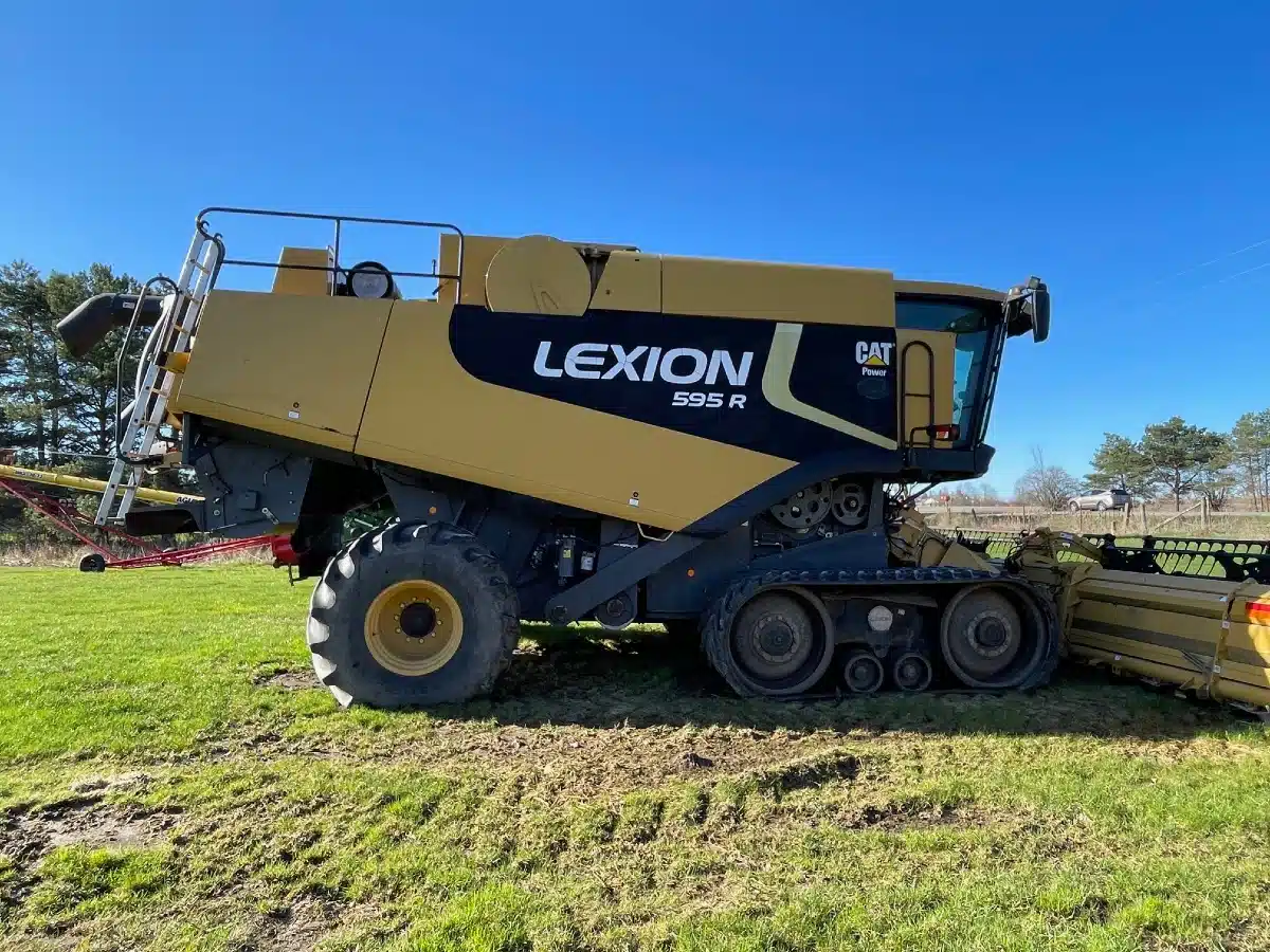 Image for Used CLAAS LEXION 595R Combine