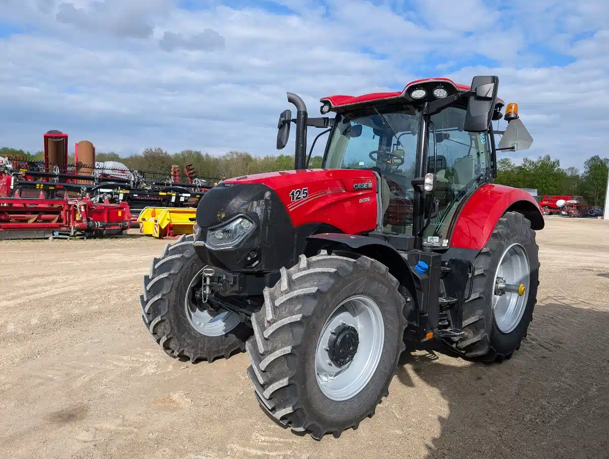 Gallery image 1 for Used 2021 Case IH MAXXUM 125 Tractor