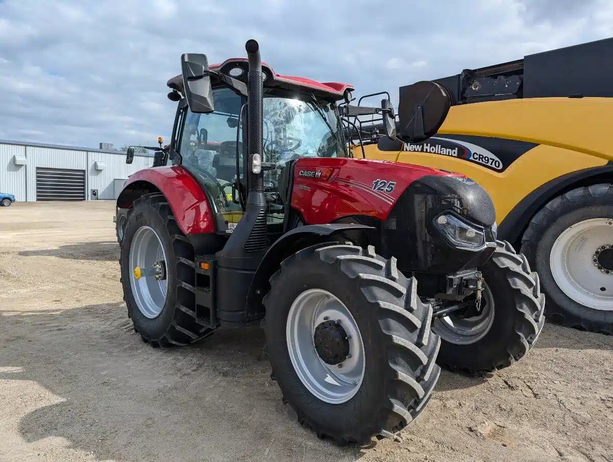 Gallery image 2 for Used 2021 Case IH MAXXUM 125 Tractor