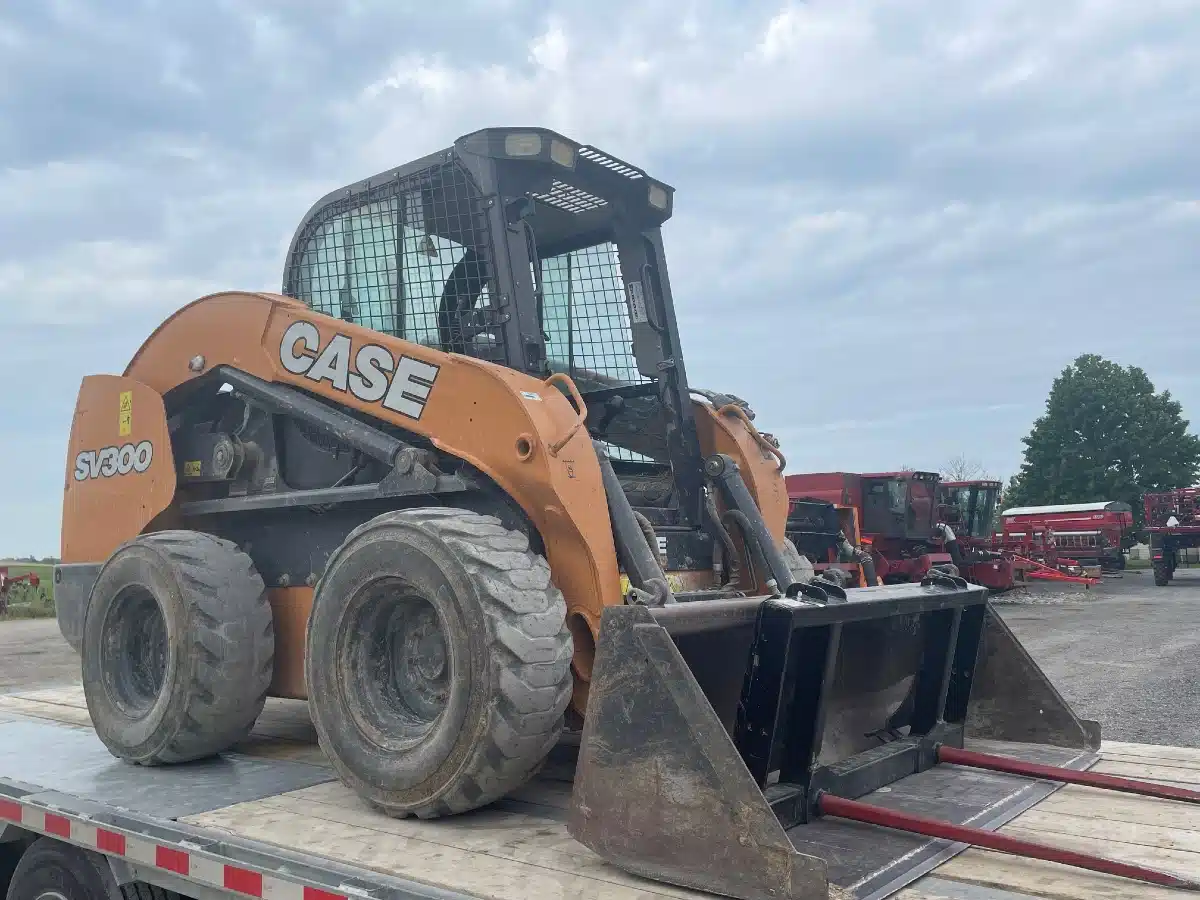 Gallery image 2 for Used 2017 Case SV300 Skid Steer