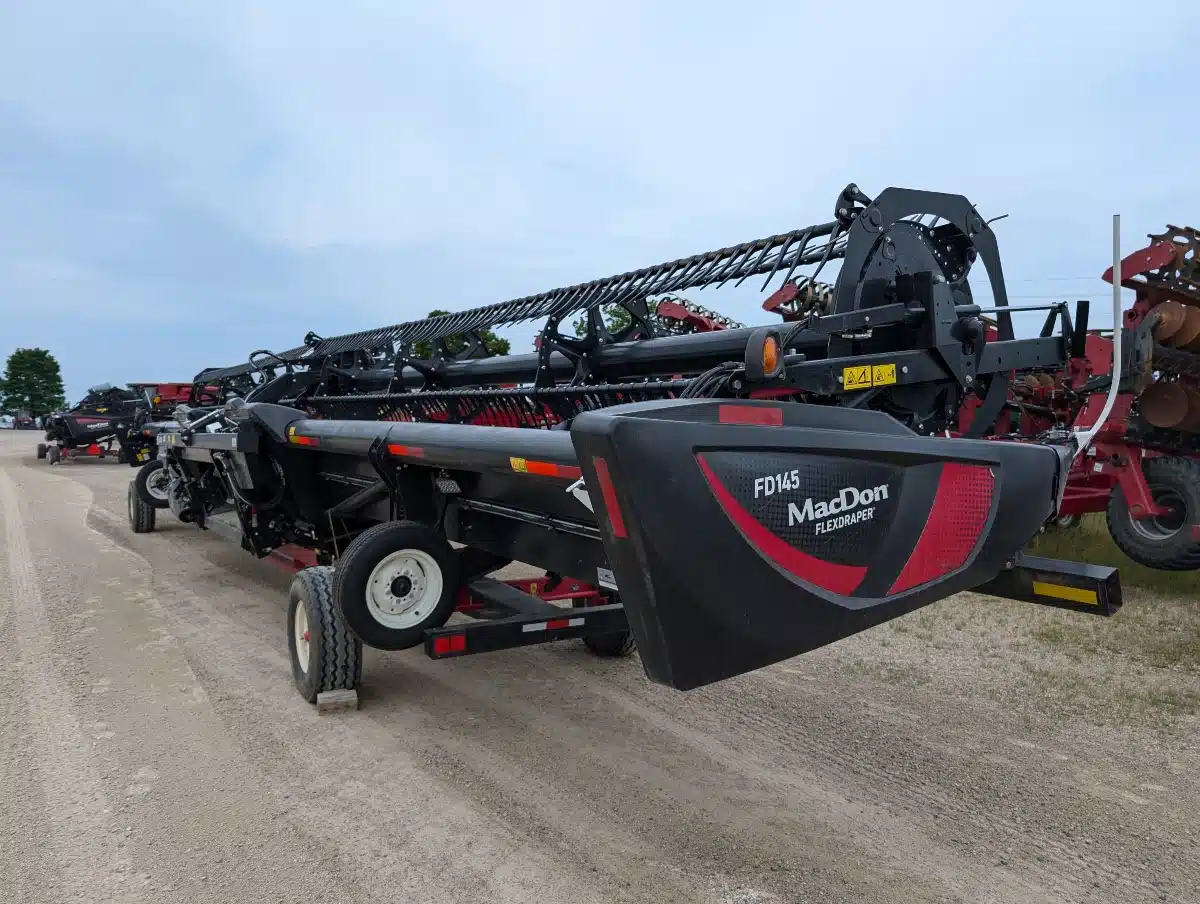 Gallery image 1 for Used 2021 MacDon FD75 Header - Draper