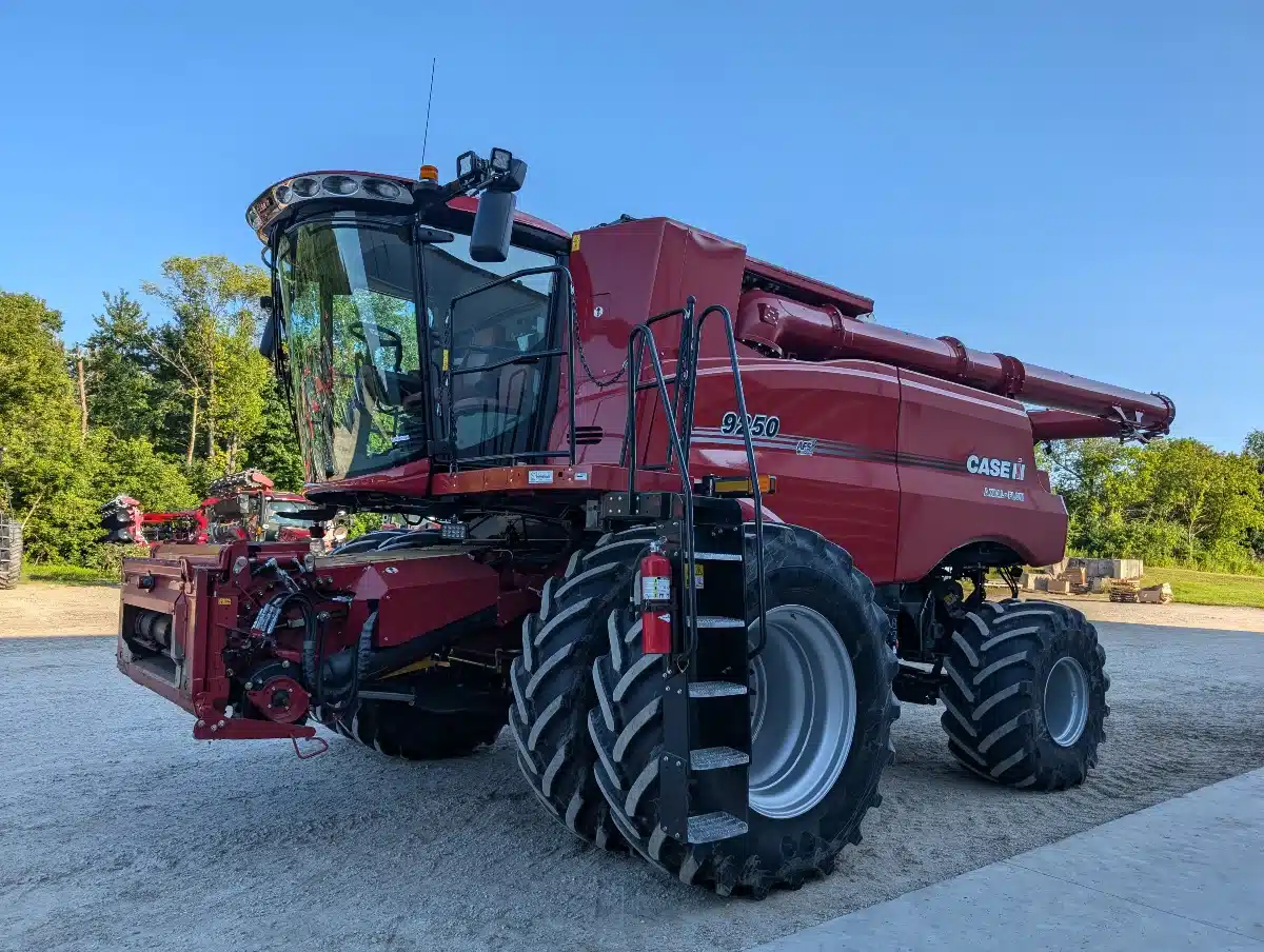 Gallery image 1 for Used 2021 Case IH 9250 Combine