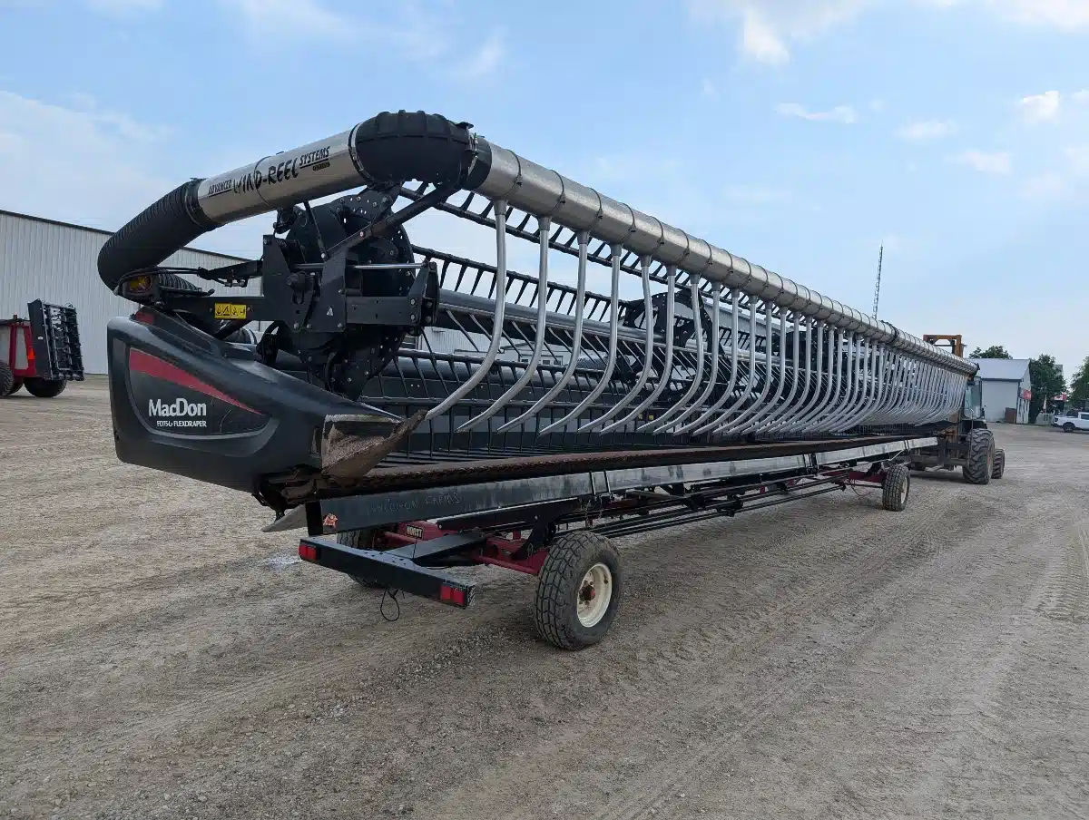 Gallery image 2 for Used 2014 MacDon FD75 Header - Draper