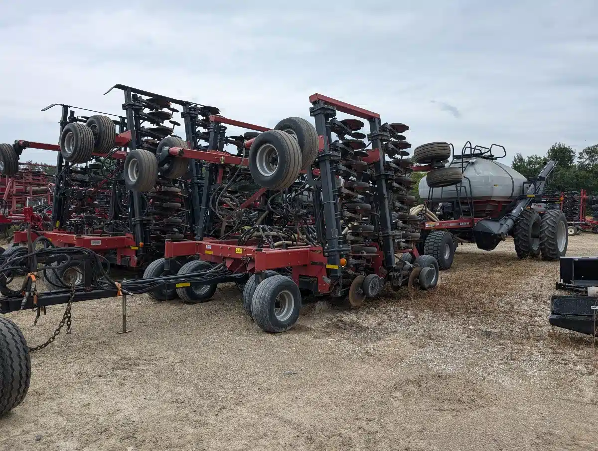 Gallery image 2 for Used 2009 Case IH SDX30 Air Drill