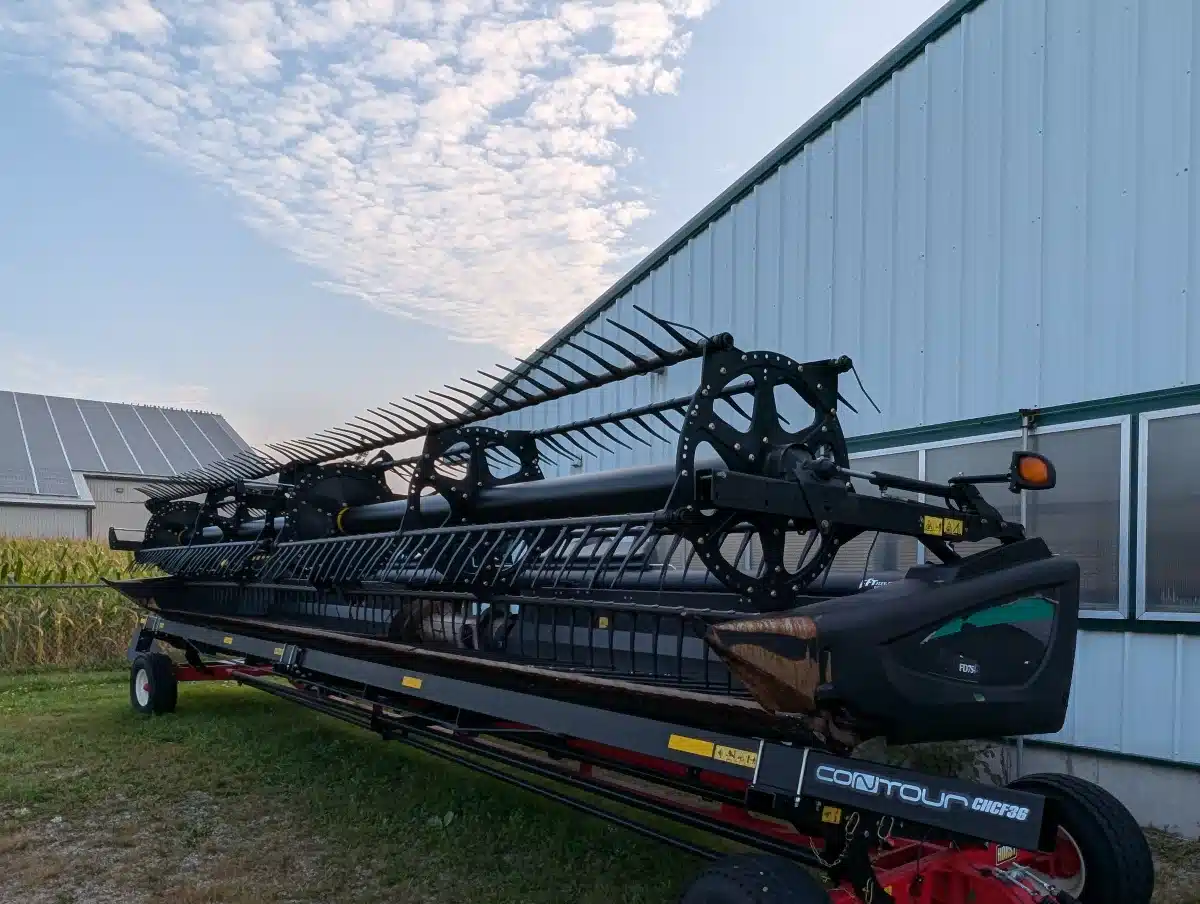 Gallery image 1 for Used 2014 MacDon FD75 Header - Draper