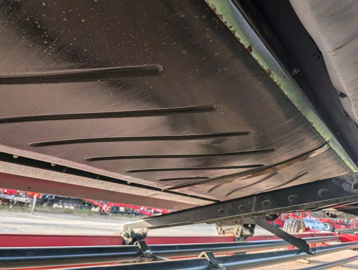 Gallery image 2 for Used 2016 MacDon FD140 Header - Draper