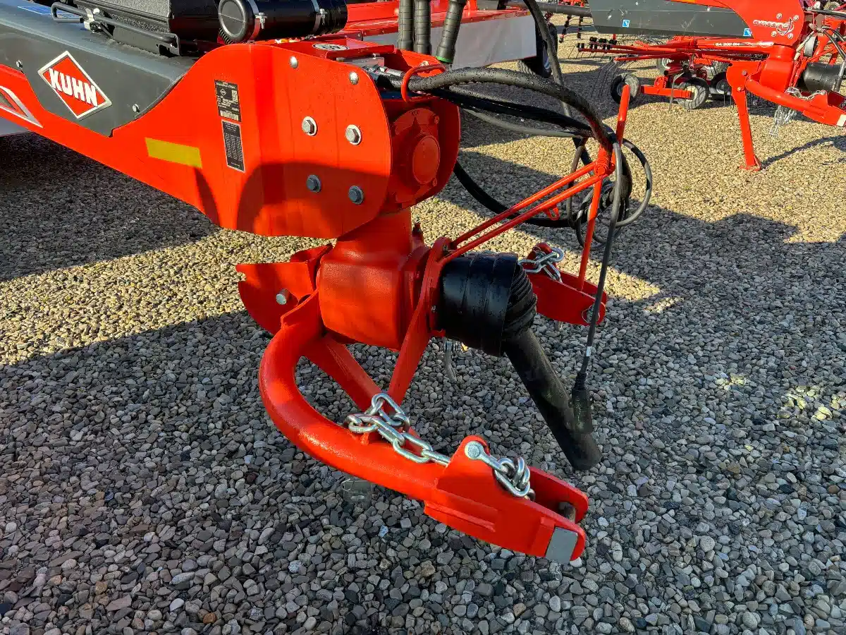 Gallery image 2 for New 2023 Kuhn FC 4061 TCR Disc Mower Conditioner